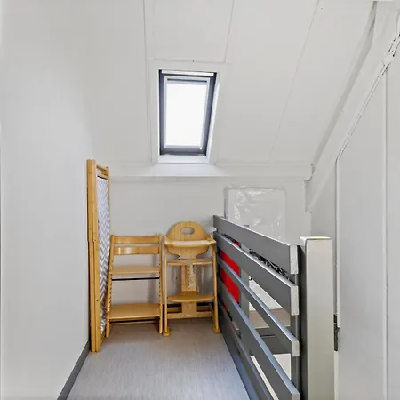 Дом отдыха Brik 2 P 200 Ньивпорт