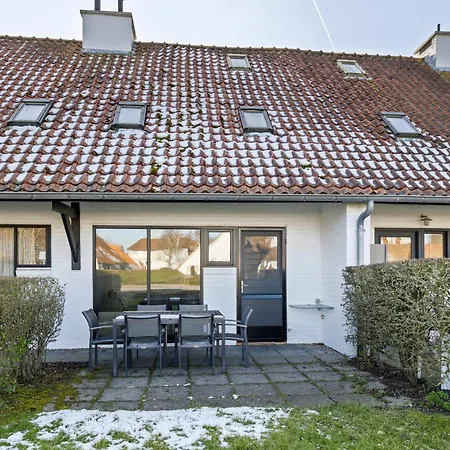 Holiday home Brik 2 P 200
